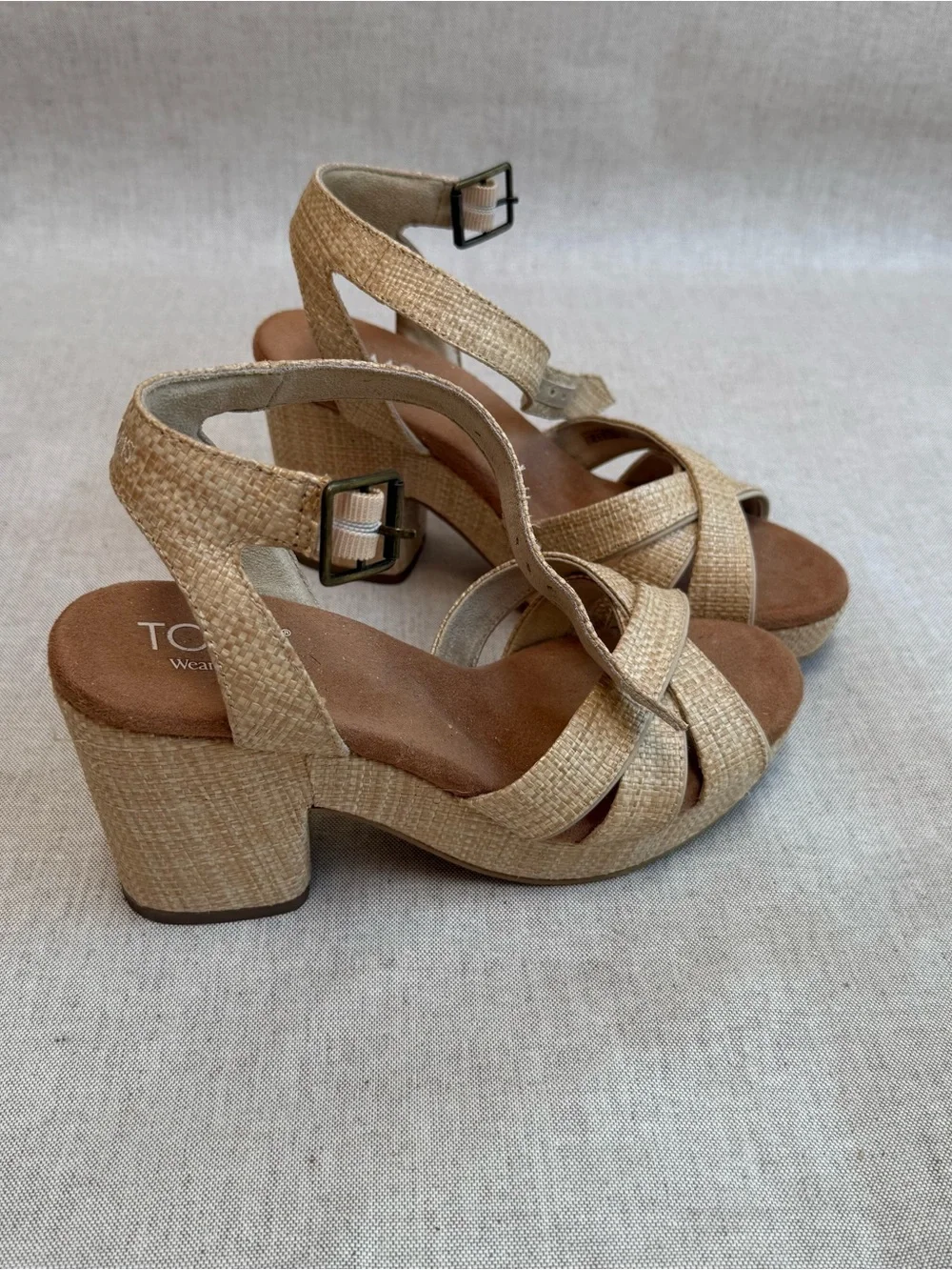 TOMS women's majorca rope strappy platform sandal in almond raffia